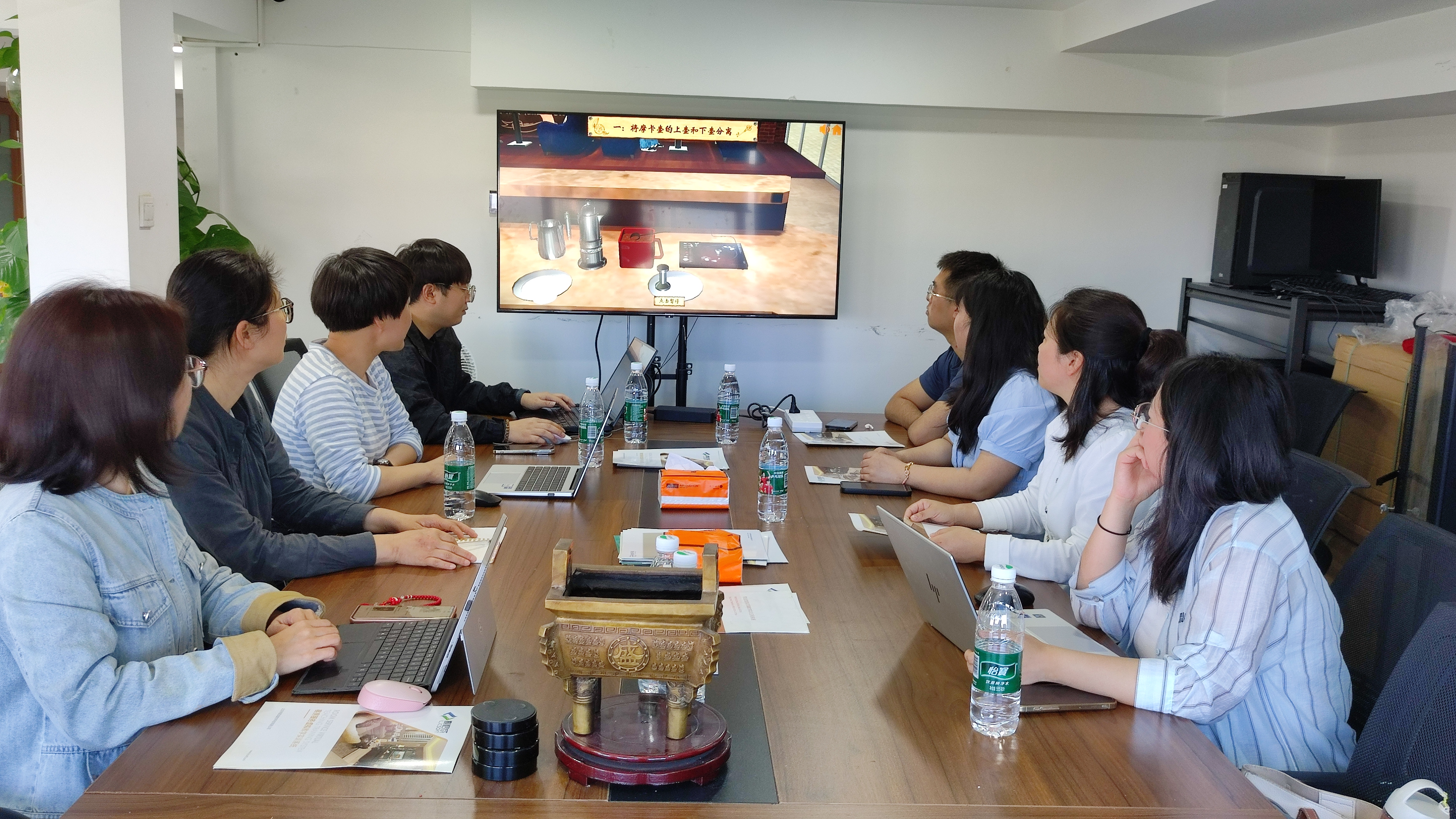 衢州中等專業(yè)學(xué)校旅游教研組教師赴我司開展旅游實(shí)訓(xùn)基地軟件設(shè)備應(yīng)用與實(shí)踐培訓(xùn)活動圓滿結(jié)束